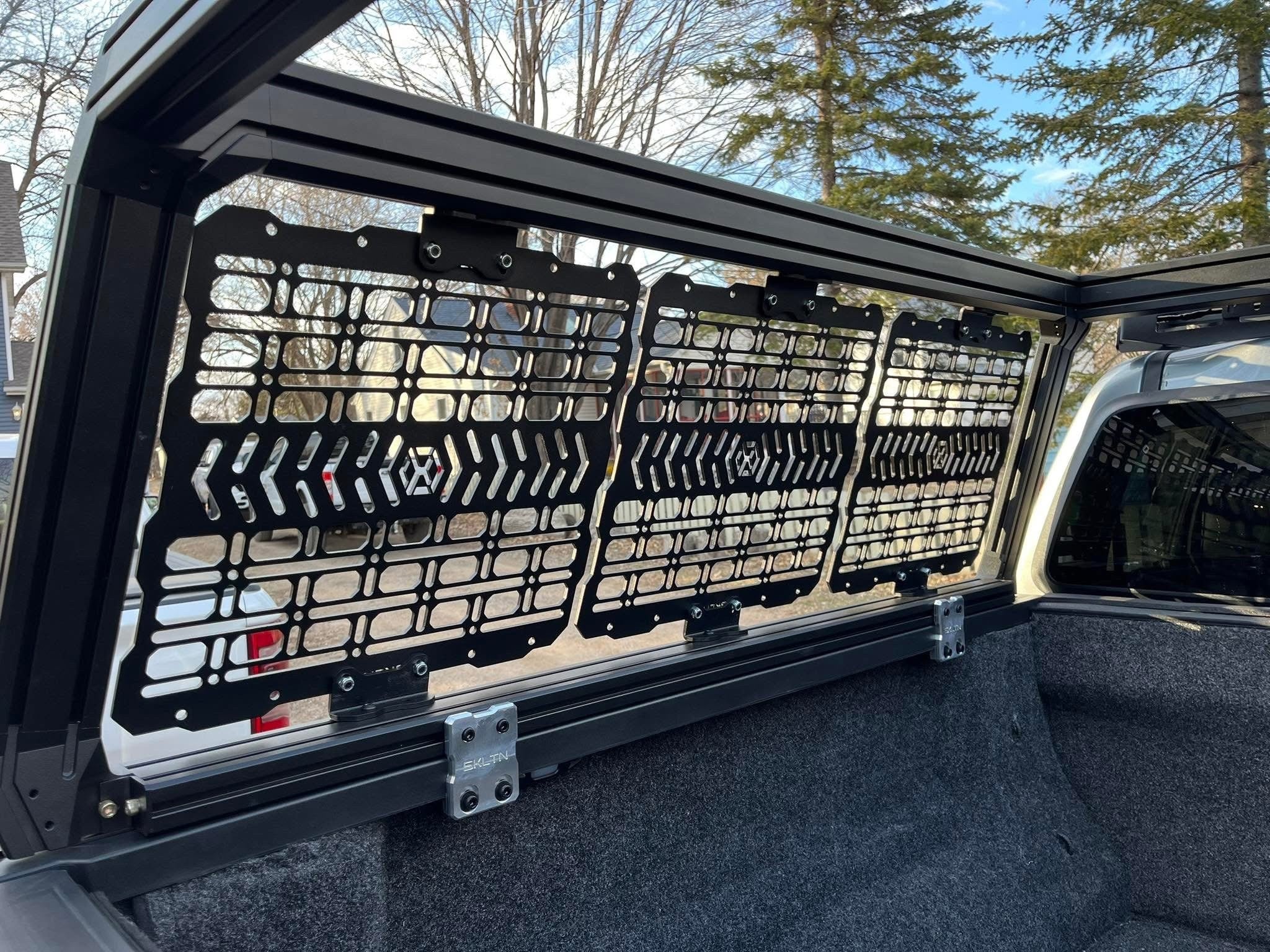 XO.SKLTN MOLLE Panels