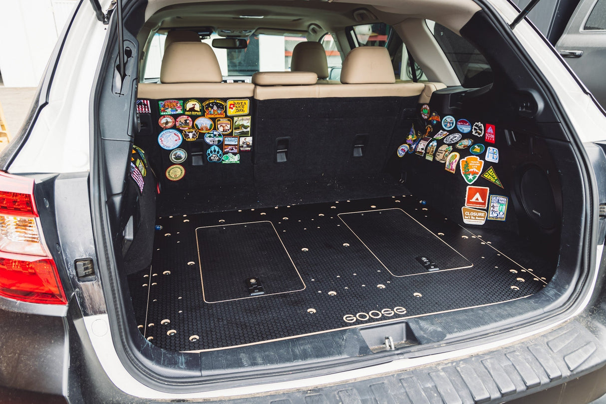Subaru Outback 2015 - 2019 5th Gen. - Rear Plate System - Xtrusion Overland