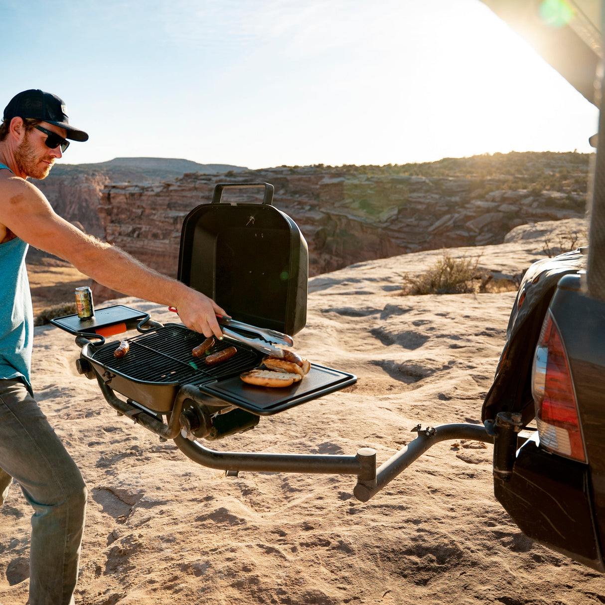 F-20 Hitch Mounted Propane Grill