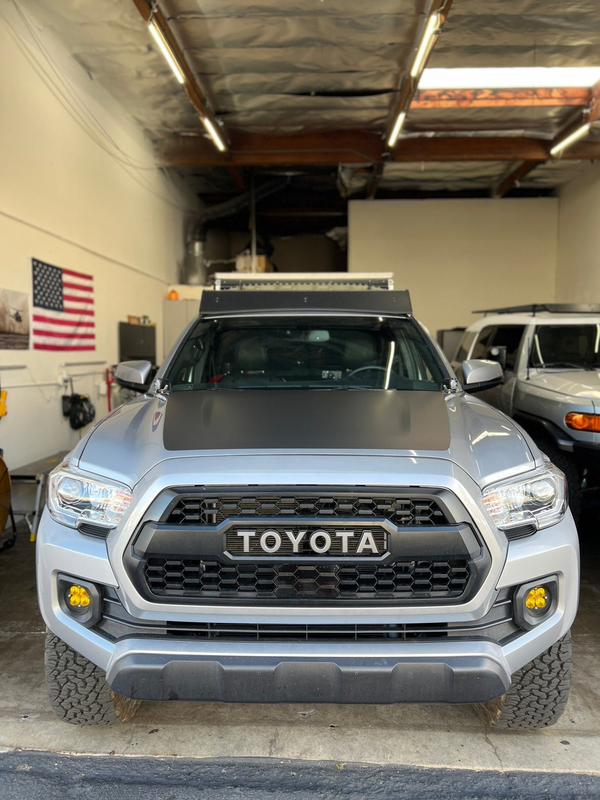 Tacoma Hood Stamp 3rd Gen (2016-2023) - Xtrusion Overland
