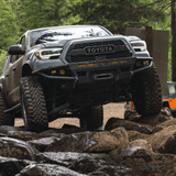 Tacoma Hybrid Front Bumper / 3rd gen / 2016 - 2023 - Xtrusion Overland