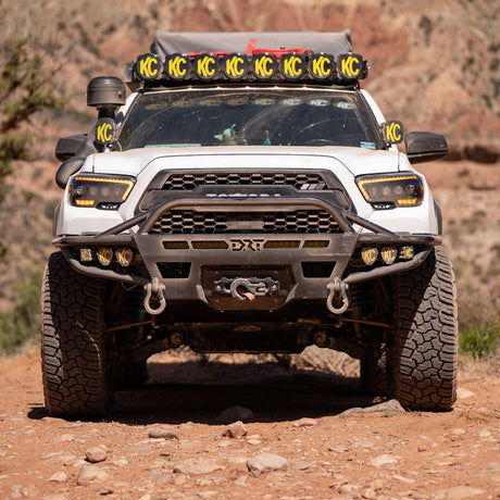 Tacoma Hybrid Front Bumper / 3rd gen / 2016 - 2023 - Xtrusion Overland