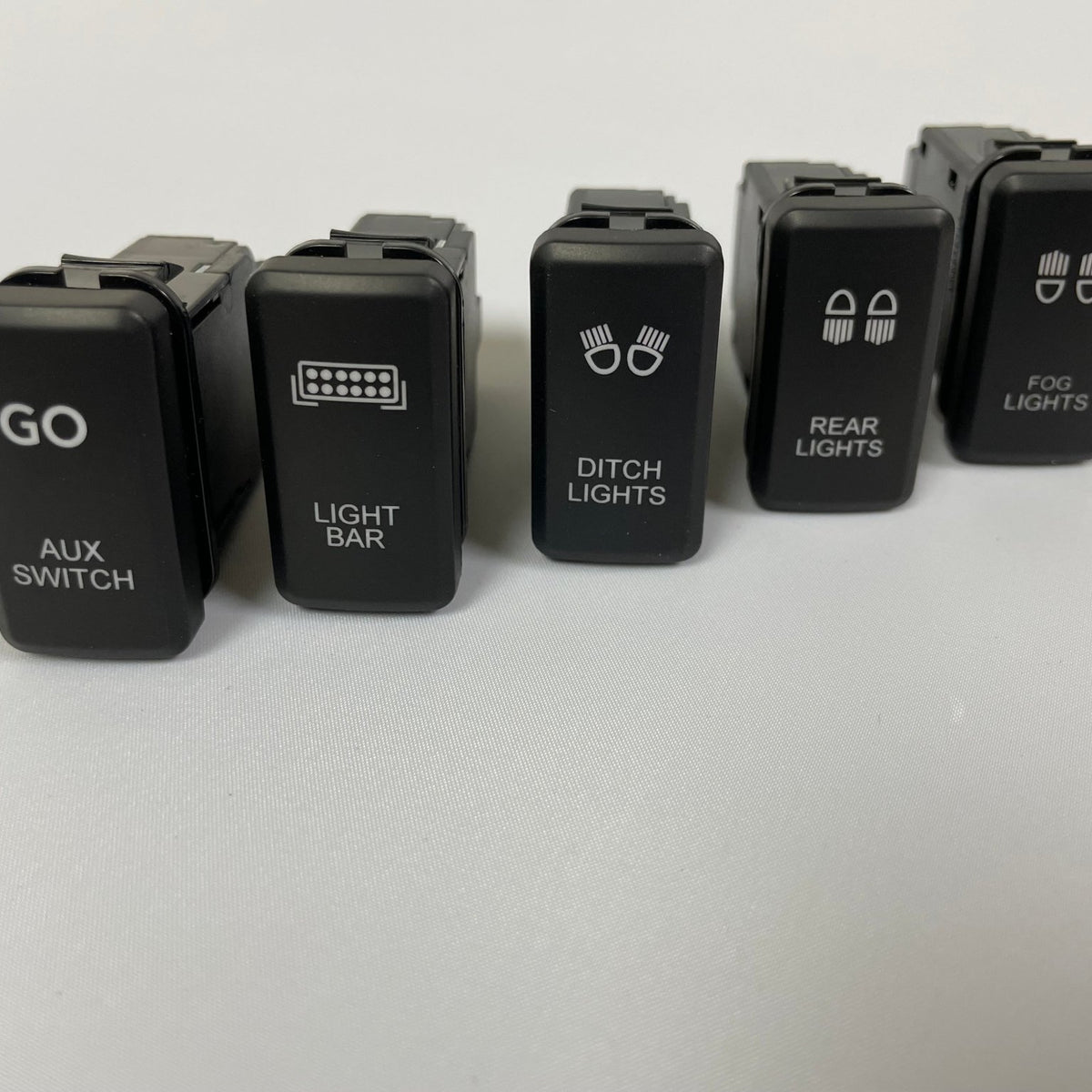 TALL “RECTANGLE” SWITCH – Xtrusion Overland