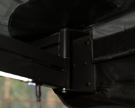 Taruca Rogue 180 Awning - Xtrusion Overland