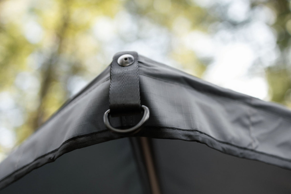 Taruca Rogue 270 S Awning RHS - Xtrusion Overland