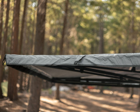 Taruca Rogue 270+ XC D-Access Awning RHS - Xtrusion Overland