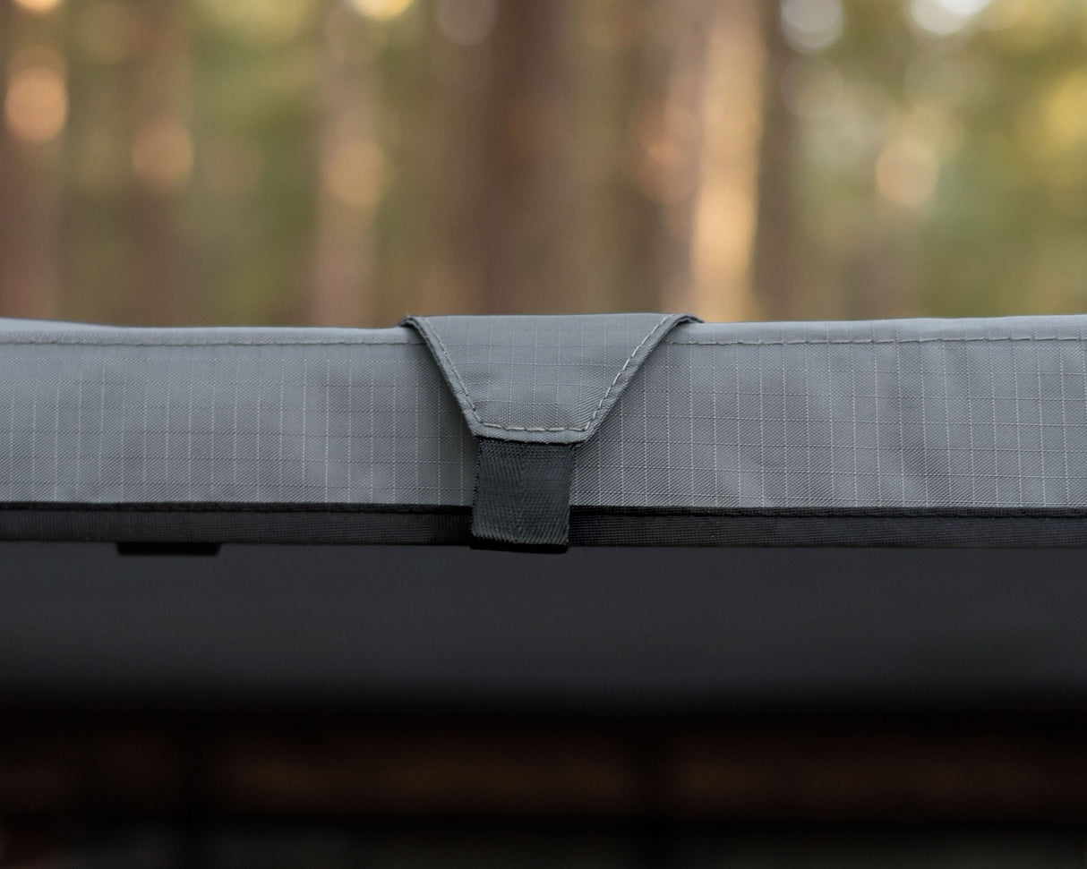 Taruca Rogue 8FT Awning - Xtrusion Overland