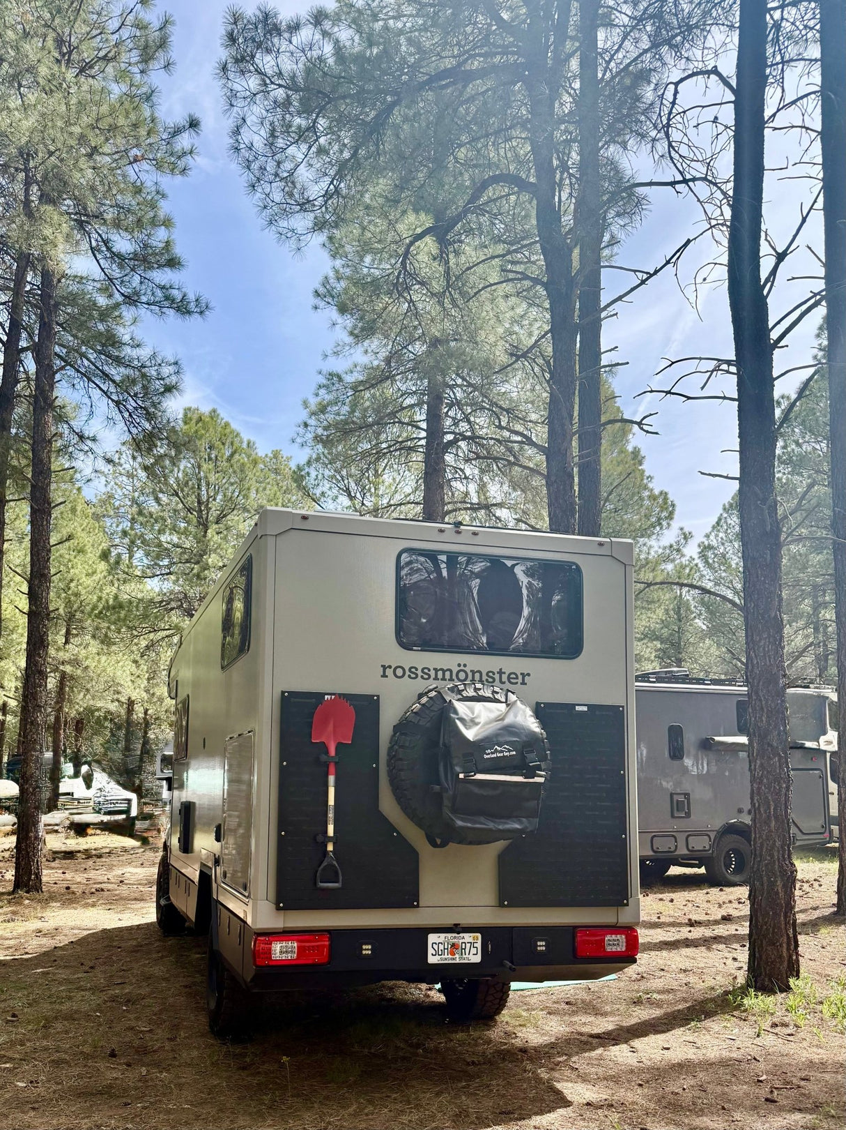 The Max Adventure Spare Tire Trash Bag - Xtrusion Overland