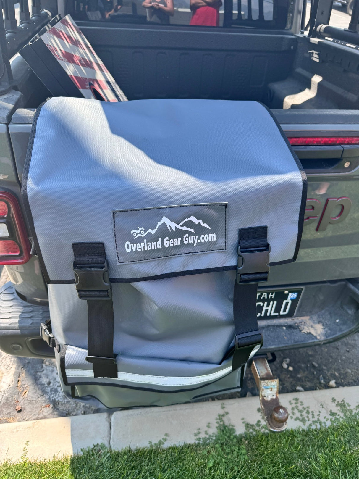 The Max Adventure Tailgate Trash Bag - Xtrusion Overland
