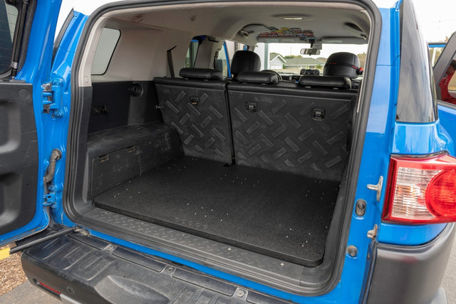 Toyota FJ Cruiser 2006 - 2014 - Rear Plate System - Xtrusion Overland