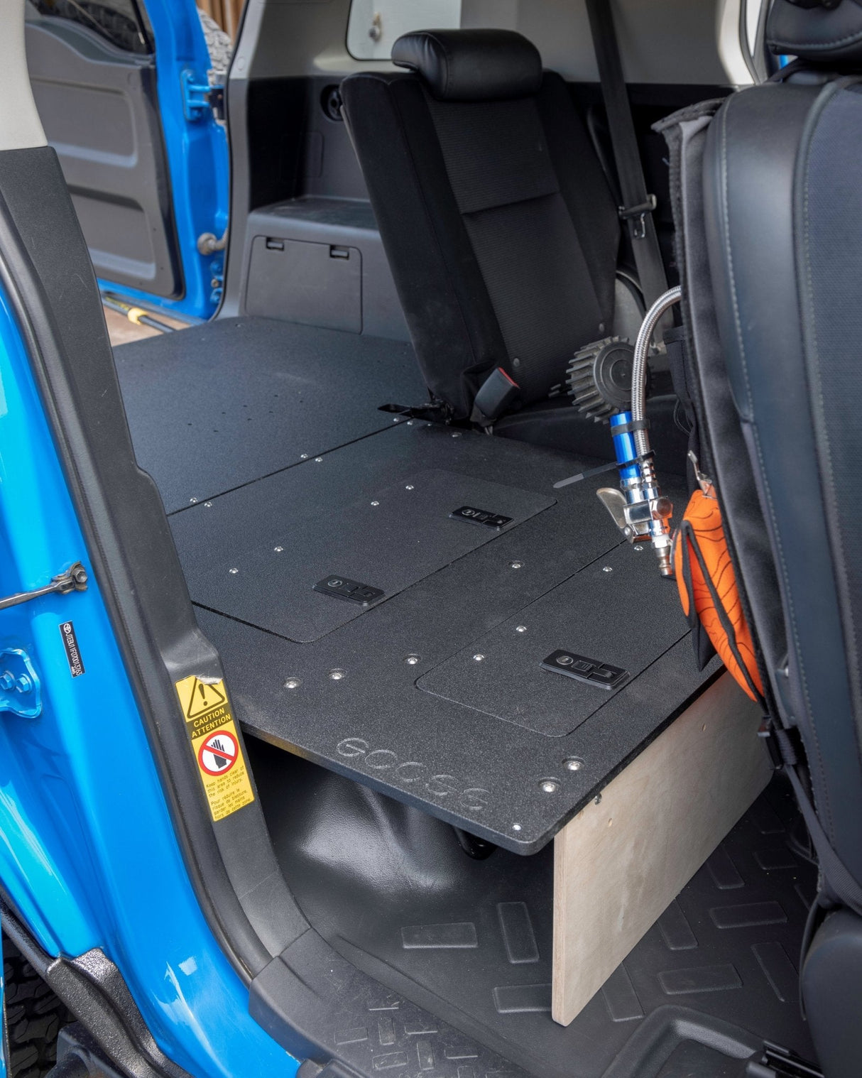 Toyota FJ Cruiser 2006 - 2014 - Second Row Seat Delete Plate System - Xtrusion Overland
