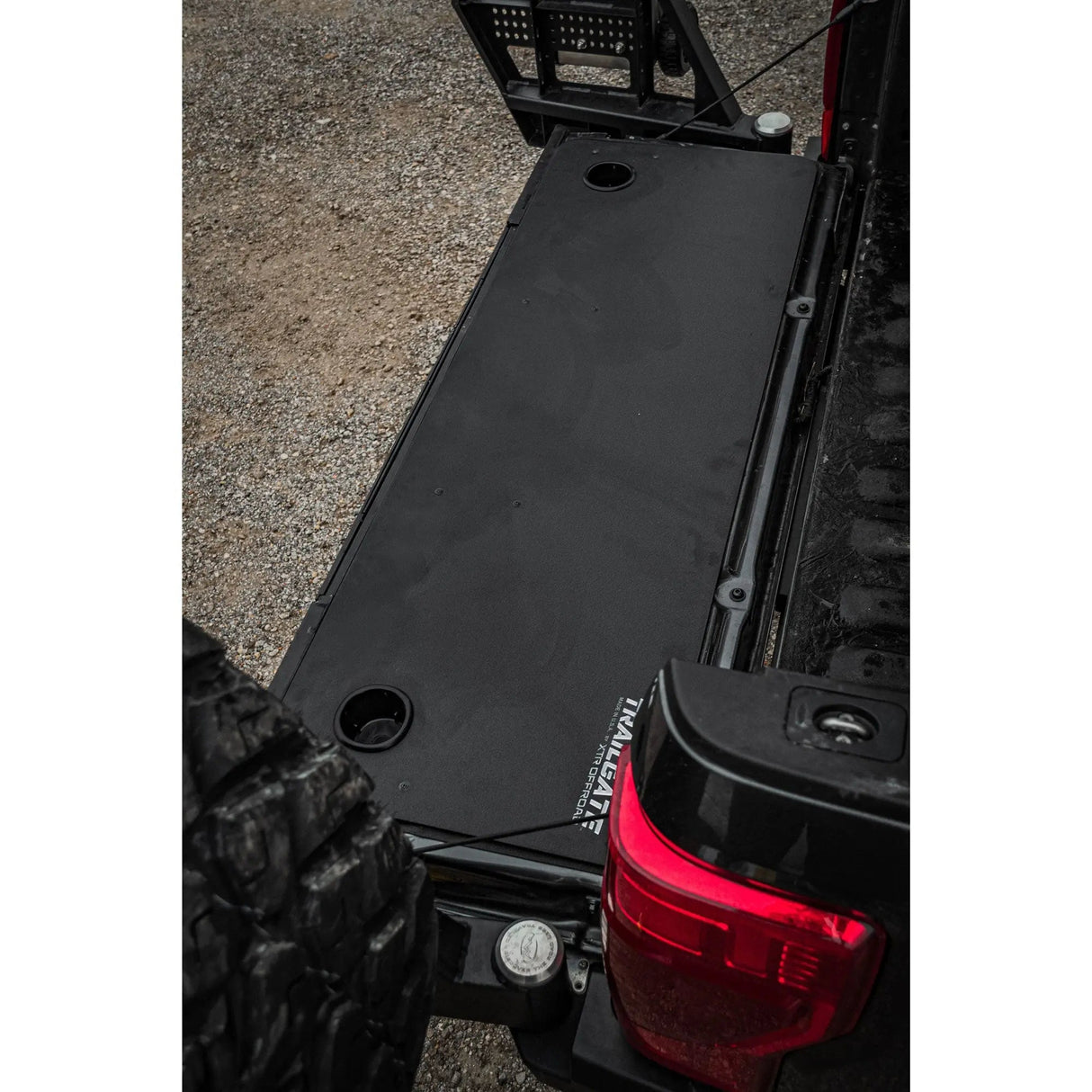 TrailGate Panel for Ford F - 250/350 - Fits (2017- 2023) with tailgate step Trailgate Tailgate Insert 