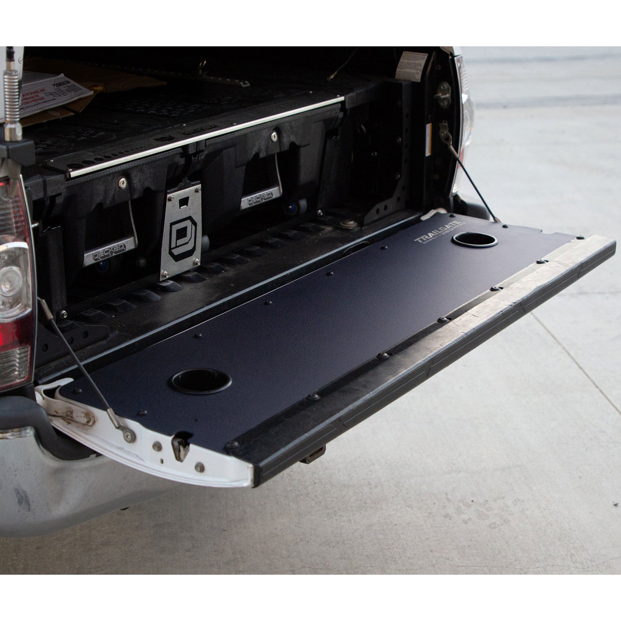 Takugee TrailGate Panel for Toyota Tacoma (2005-2023) – Xtrusion Overland