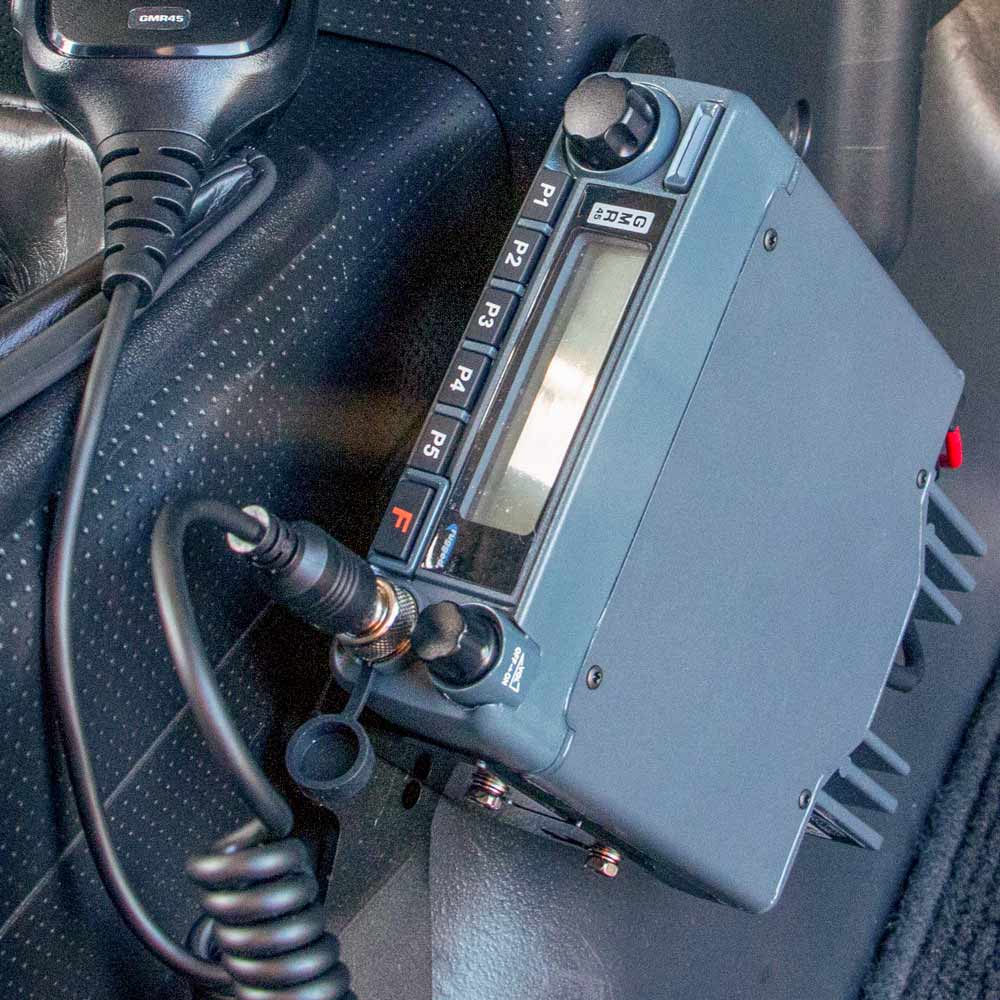 Rugged Radios Toyota Tundra Two-Way GMRS Mobile Radio Kit