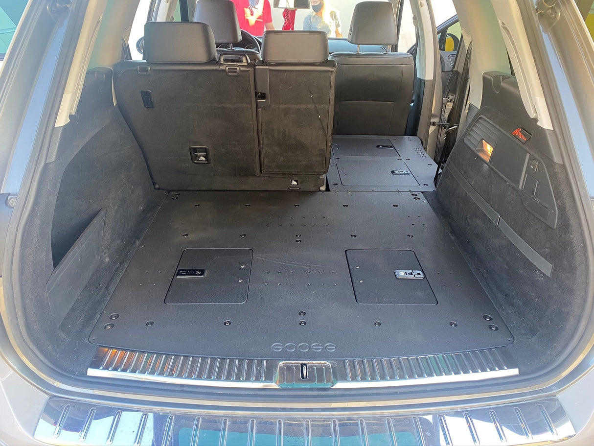 Volkswagen Touareg 2011 - 2017 2nd Gen. - Second Row Seat Delete Plate System - Xtrusion Overland