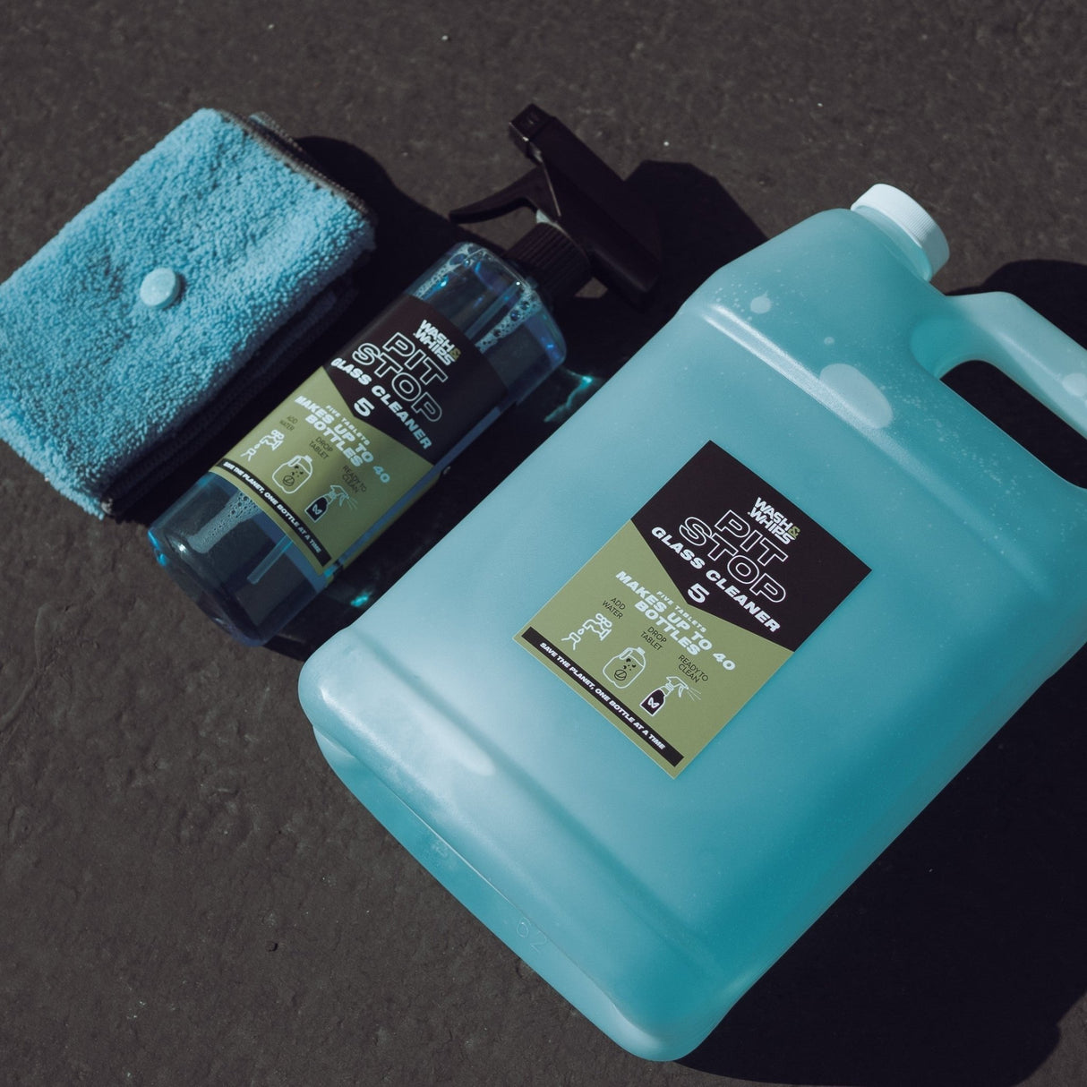 WASH&WHIPS Pit Stop Glass Cleaner / All Surface Cleaner Refill Tablets (Makes 5 Gallons) - Xtrusion Overland