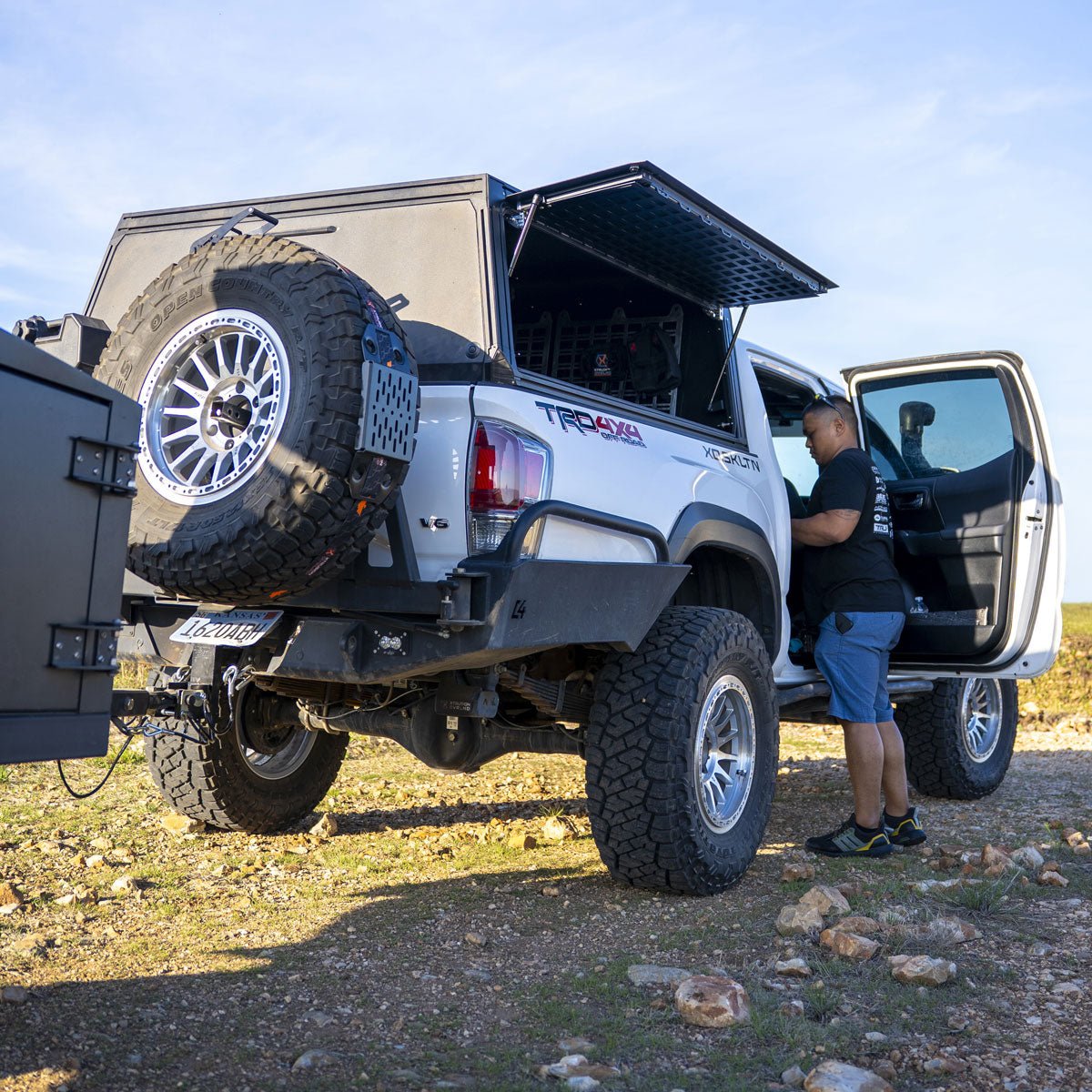 XO.SKLTN All-In-One Topper System - Toyota Tacoma - Xtrusion Overland