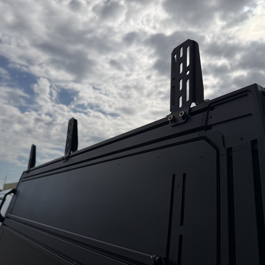 XO.SKLTN Awning Mounts - Xtrusion Overland