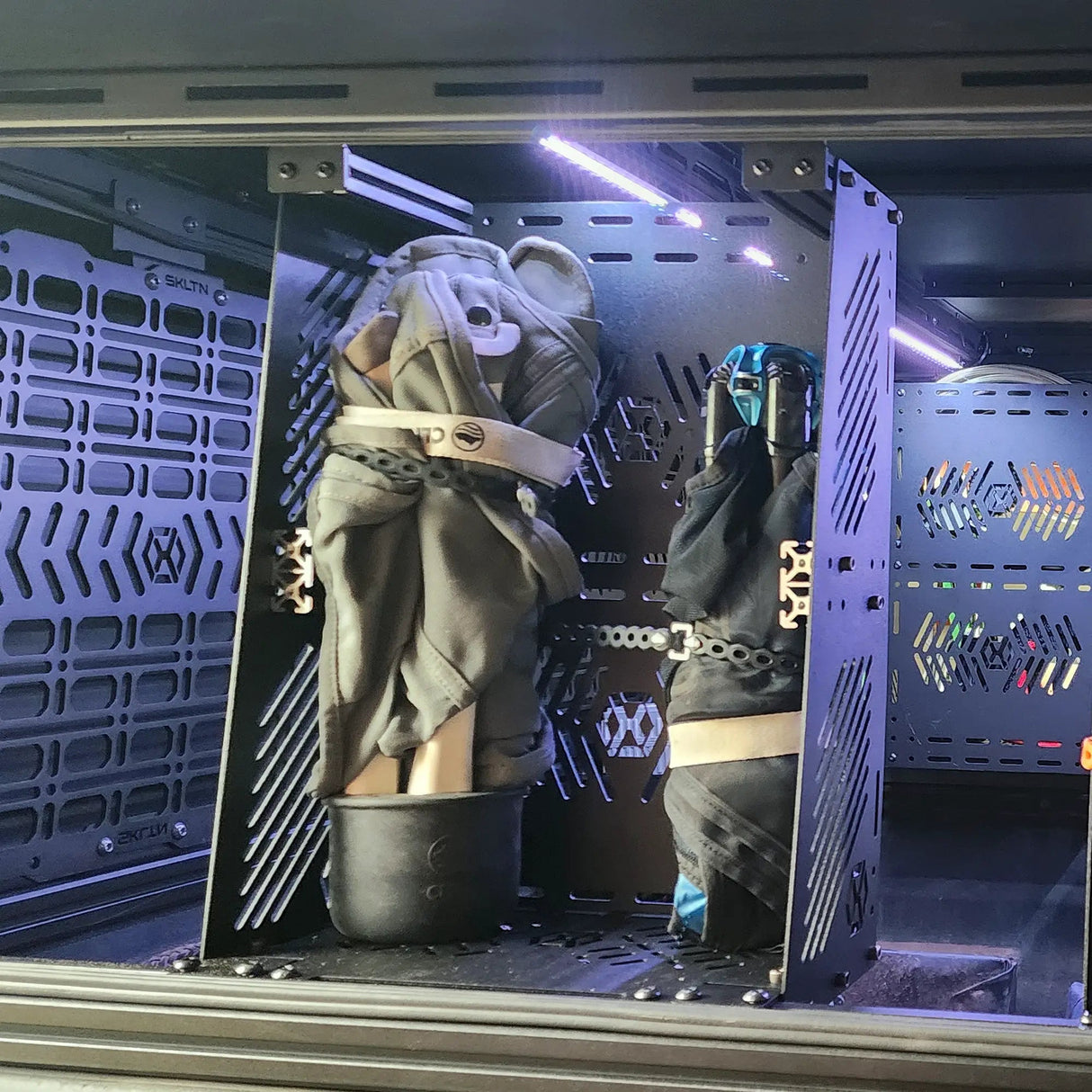 XO.SKLTN Gear Cage - Topper Accessory Storage - Xtrusion Overland