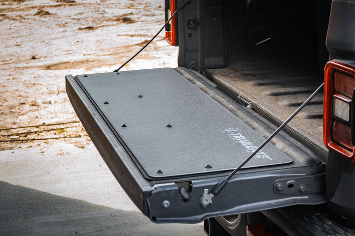 Jeep Gladiator Tailgate Insert