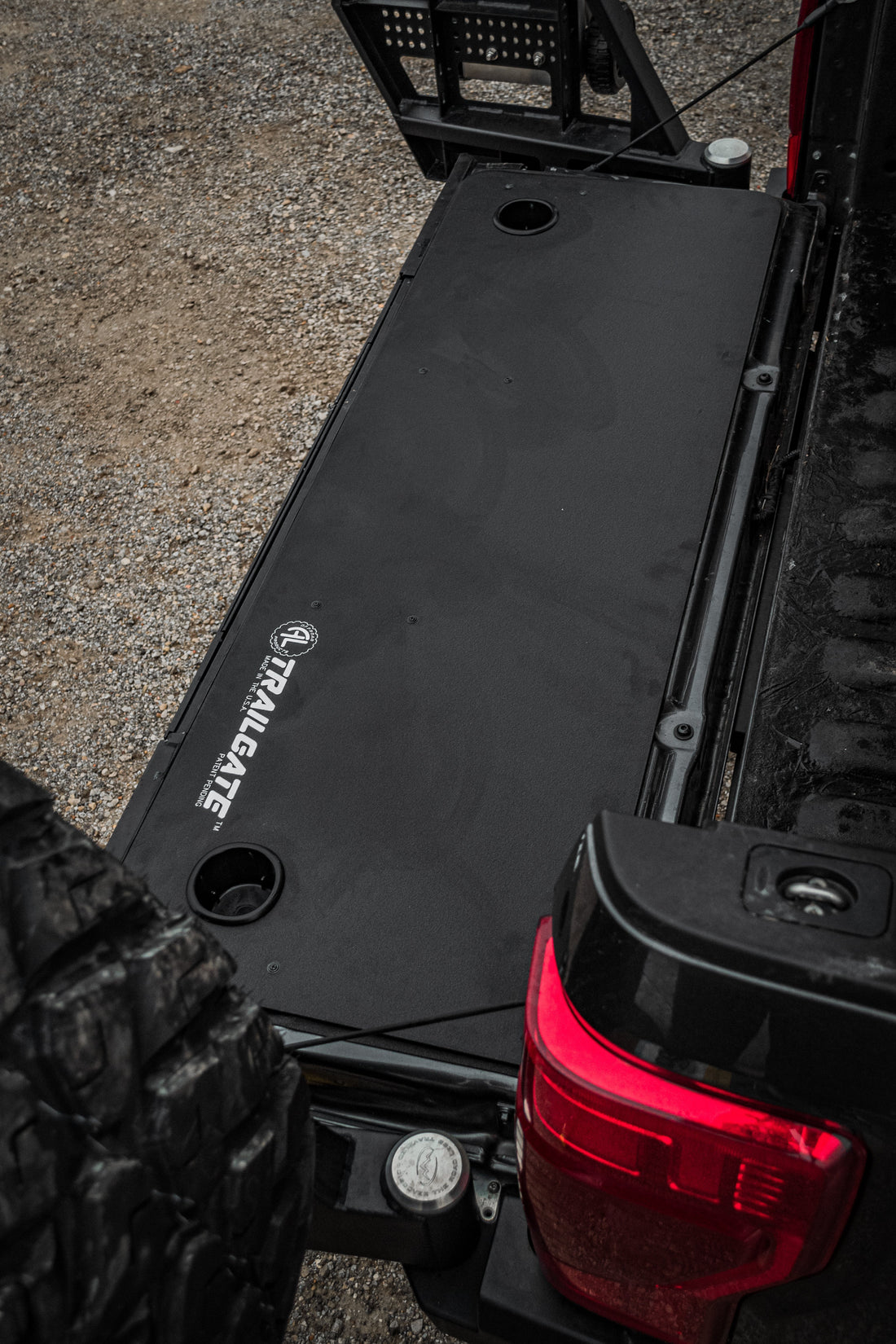 Ford F-250 Trailgate Panel - AL Offroad