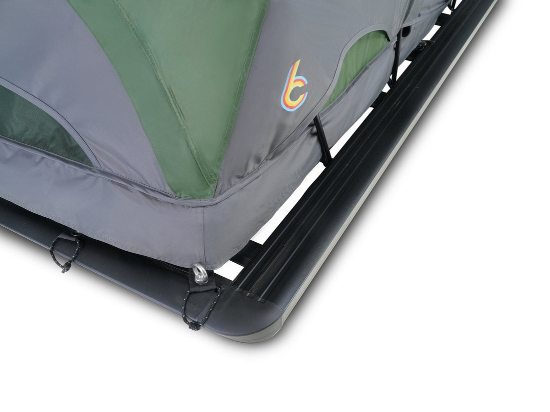 C6 Outdoor Rev Rack Tent Yakima/Rhino Scout detail corner